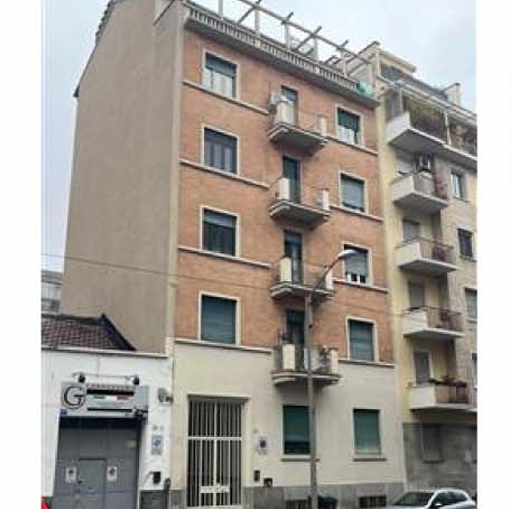 Trilocale da ristrutturare in via giovanni spano 17, Torino