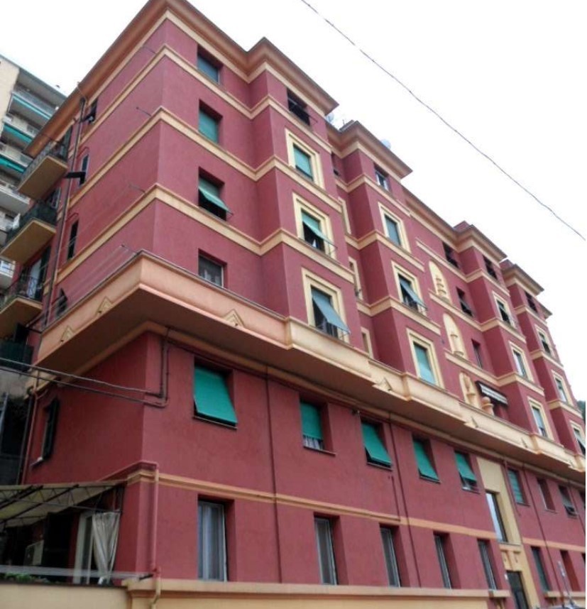 Appartamento con terrazzo in via adelaide ristori 10, Genova