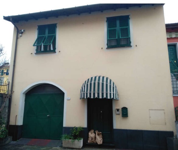 Appartamento con giardino in via nazionale 596, Sestri Levante