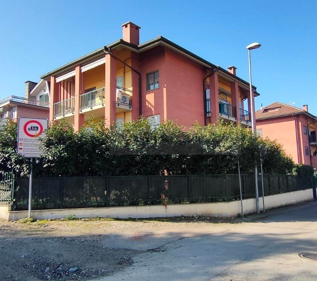 Trilocale con giardino in via a. ravaz 26, La Loggia
