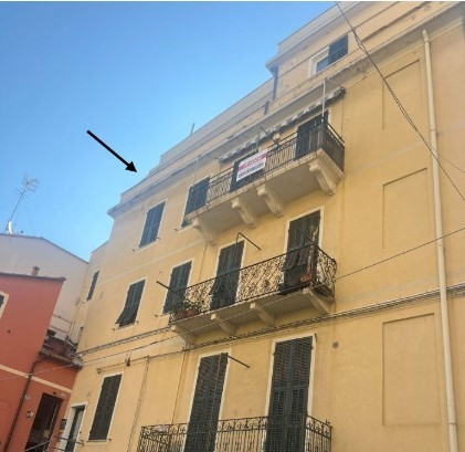 Appartamento con terrazzo in vico brea 1, Alassio