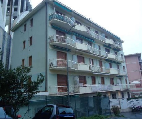 Appartamento con giardino in via capitano lazzaro parodi 4, Varazze