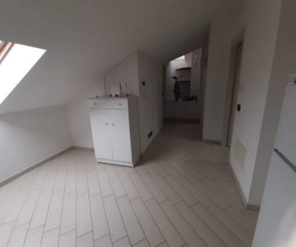 Appartamento con terrazzo in via san carlo 16, Nizza Monferrato