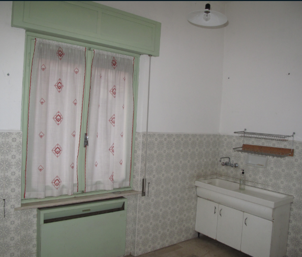 Appartamento da ristrutturare in via fratelli canepa 48a, Serra Ricc