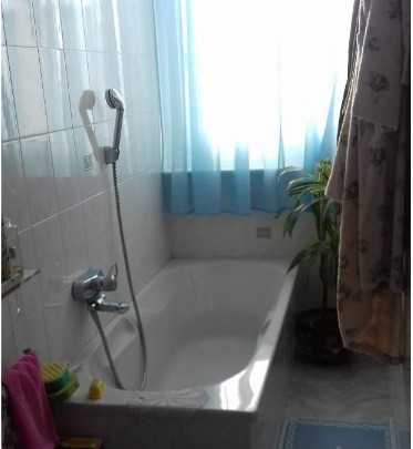 Appartamento vista mare in via giacomo margotti 26, San Remo