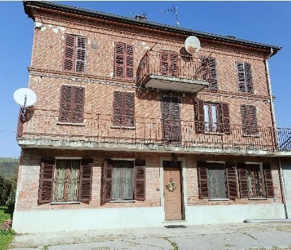 Appartamento da ristrutturare in via roma 62, Cortiglione