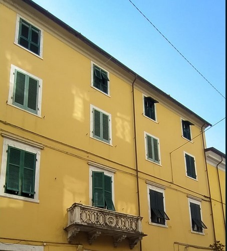appartamento in vendita a Carrara