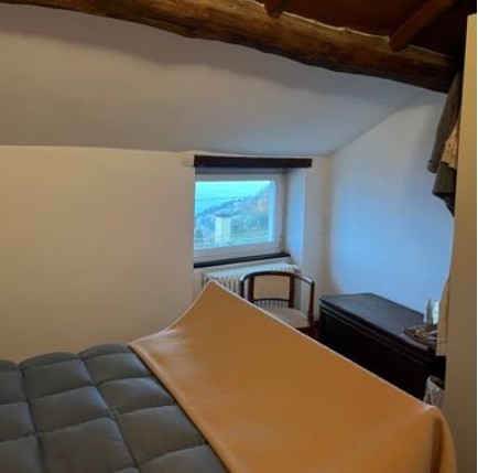 Villetta a schiera da ristrutturare in via piazzagrande 86, Genova