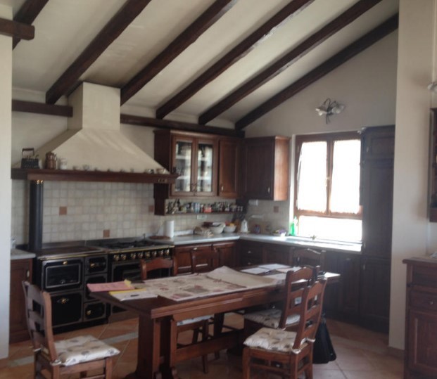 Villa da ristrutturare in via antonio giuseppe nerero 84, San Colombano Certenoli