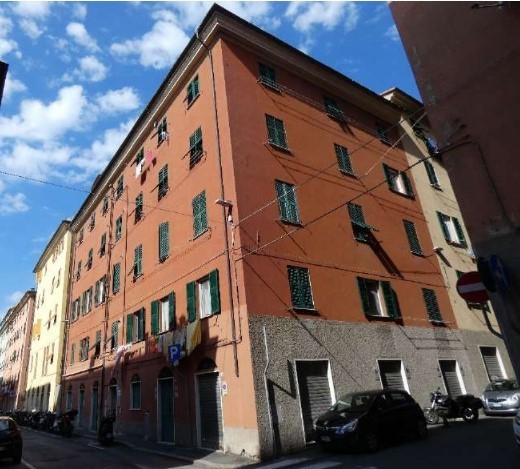Magazzino da ristrutturare in via ursone da sestri 43 r, Genova