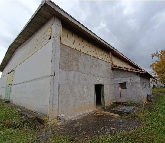 Capannone da ristrutturare in via piero gobetti 15, Maggiora