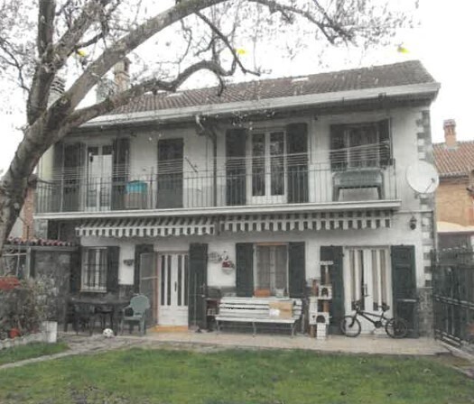 Villa da ristrutturare in via tripoli 3, Alessandria