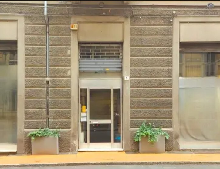 Locale commerciale in vendita in via pontida 3, Alessandria