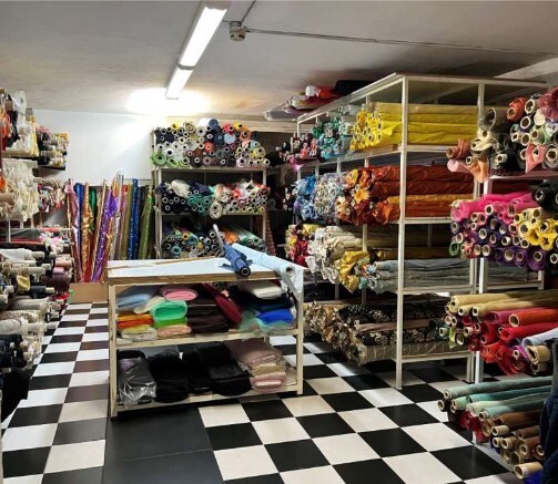 Locale commerciale in vendita in via pontida 3, Alessandria