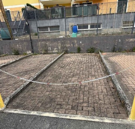 Posto auto scoperto da ristrutturare in via alla basilica dei fieschi 2/a, Cogorno