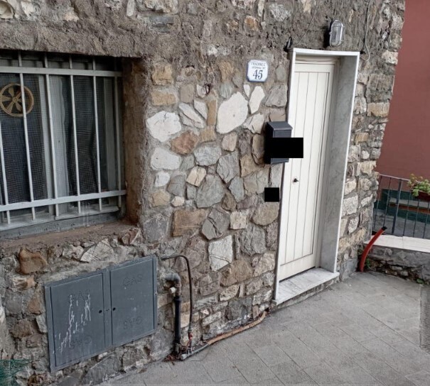 Quadrilocale da ristrutturare in via castello 45, Sarzana