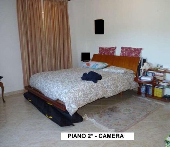 Villa con giardino in via cassogna snc, Camporosso