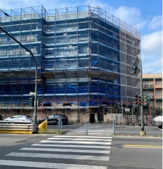 Locale commerciale con terrazzo in via dell'ombra 4, Genova