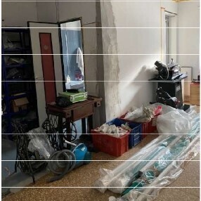 Locale commerciale con terrazzo in via dell'ombra 4, Genova