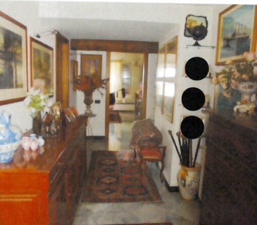 Appartamento con terrazzo in vico delle compere 2, Genova