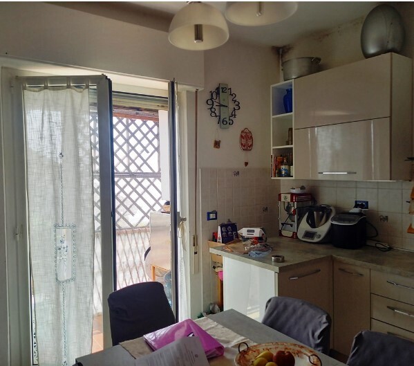 Appartamento con giardino in villaggio iris 25, Albenga