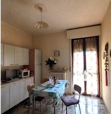 Appartamento da ristrutturare in via cesare lombroso 25, Alessandria