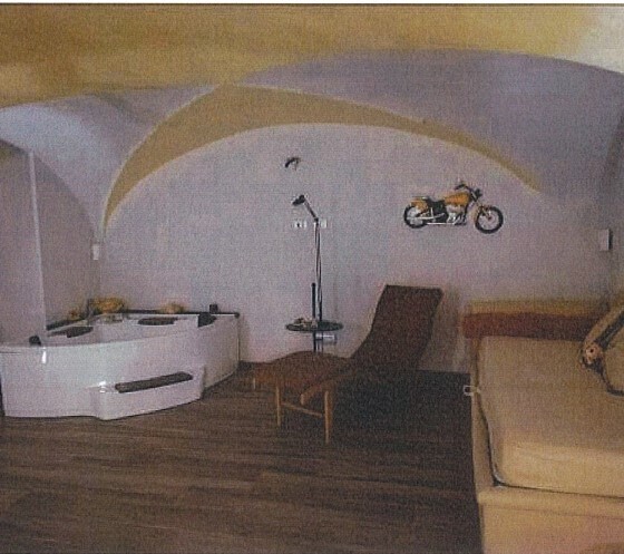 Casa indipendente con giardino in via al capo di santa chiara 2b, Genova