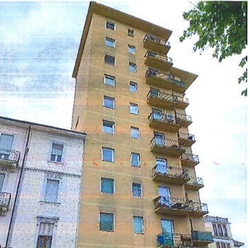 Quadrilocale da ristrutturare in spalto marengo 25, Alessandria