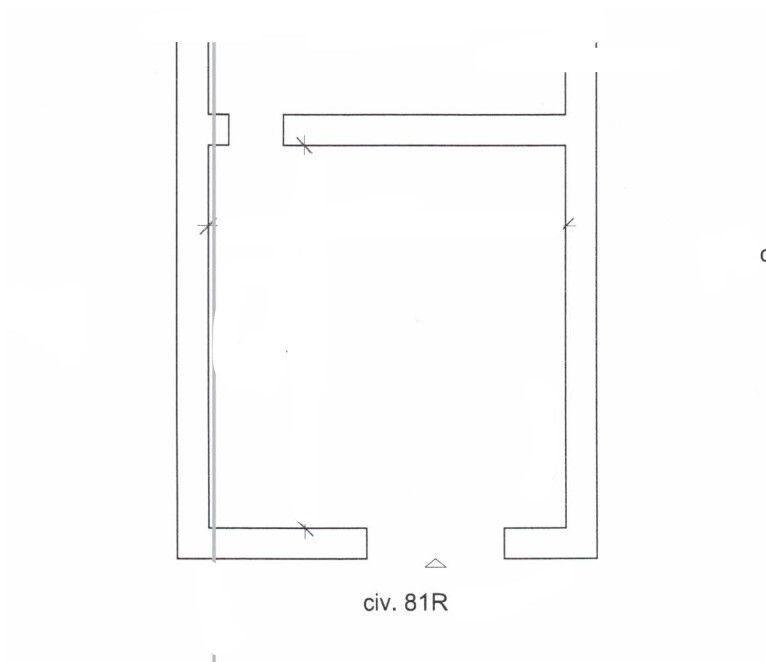Magazzino da ristrutturare in via fereggiano 81 r, Genova