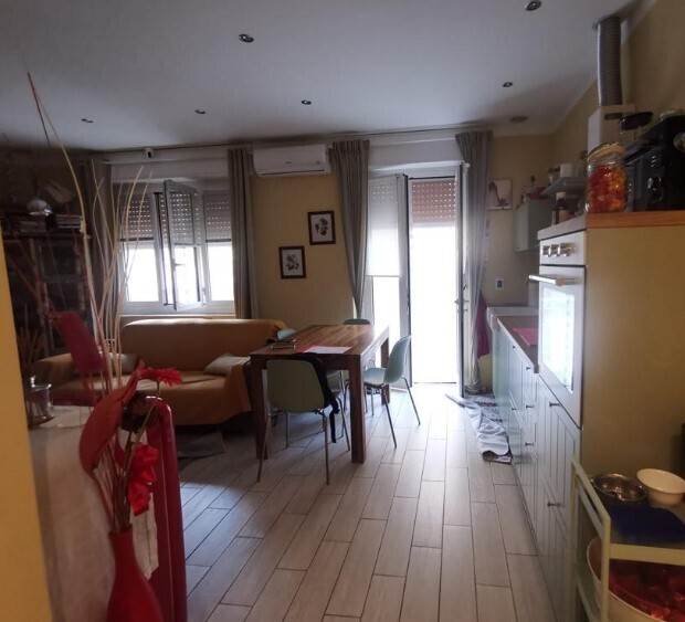 Appartamento con giardino in via giovanni amendola 1a, Genova