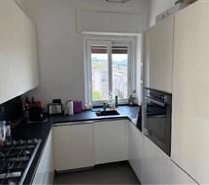 Appartamento con terrazzo in via giuseppe giusti 18, San Remo