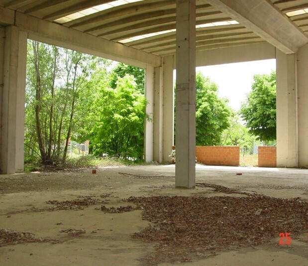 Capannone con terrazzo in strada acqui cantalupo snc, Alessandria