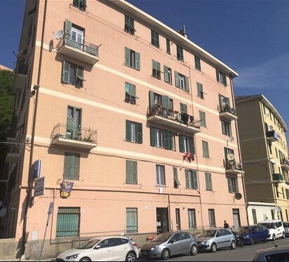 Appartamento da ristrutturare in corso ferdinando maria perrone 10, Genova