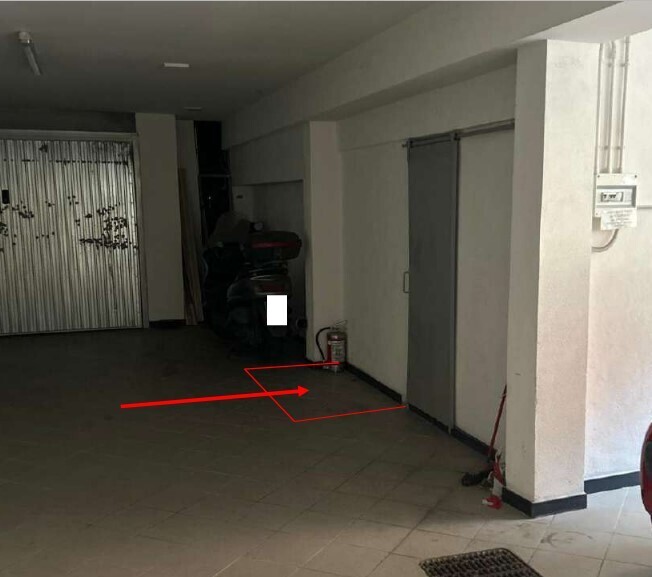 Posto auto scoperto in vendita in via nicola fabrizi 88, Genova