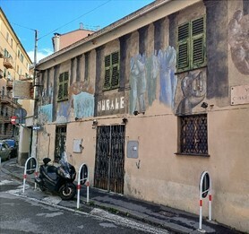 Appartamento con terrazzo in via chiaravagna 35, Genova