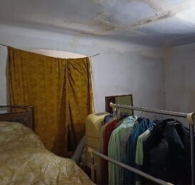 Appartamento con terrazzo in via chiaravagna 35, Genova