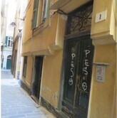 Magazzino da ristrutturare in vico del tempo buono 11, Genova