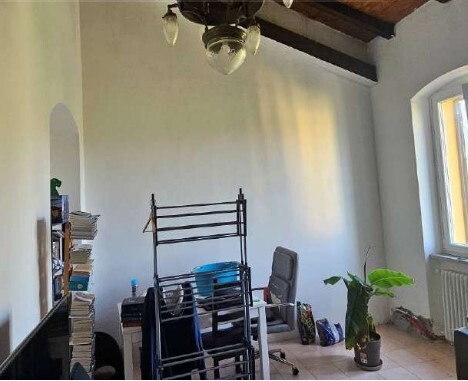 Casa indipendente con terrazzo in via aldo moro 22, Follo