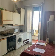 Quadrilocale da ristrutturare in via francesco mignone 14, Genova