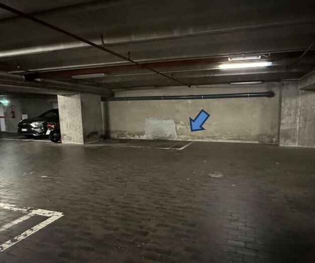 Posto auto coperto in vendita in via fieschi 15, Genova