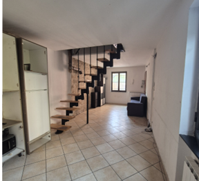 Villa con giardino in passo ponte carrega 20, Genova