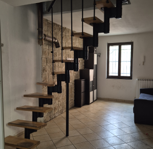 Villa con giardino in passo ponte carrega 20, Genova