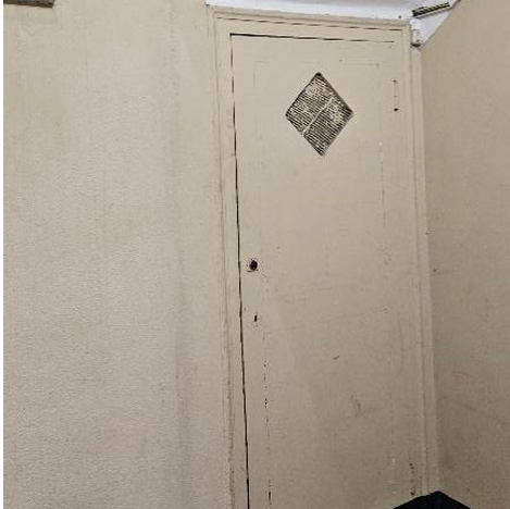 Magazzino da ristrutturare in viale carlo canepa 10, Genova