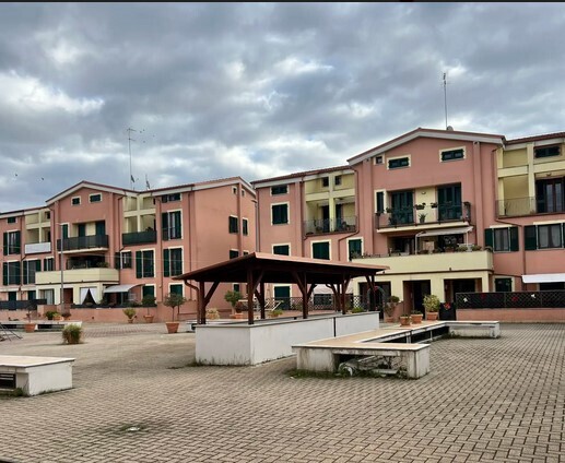 Quadrilocale con terrazzo in via g. spadoni 14, Santo Stefano di Magra