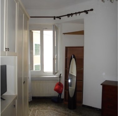 Appartamento da ristrutturare in via fereggiano 185, Genova