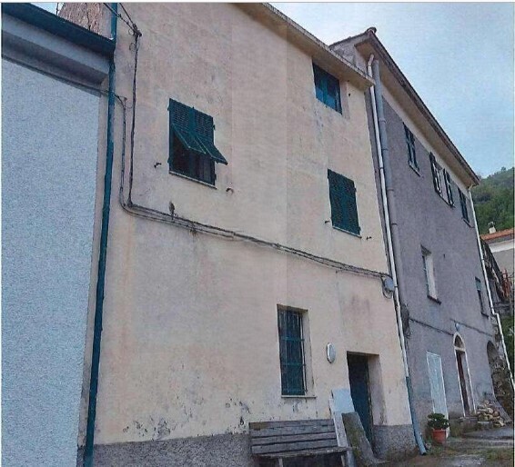 Casa indipendente con terrazzo in via foresto 12, Giustenice