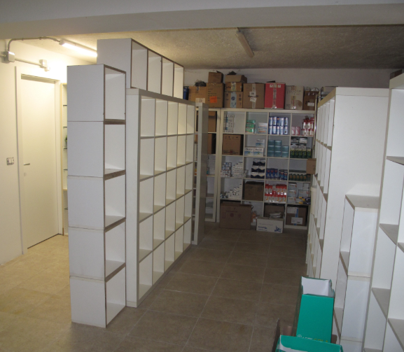 Magazzino da ristrutturare in via fratelli canepa 48a, Serra Ricc�