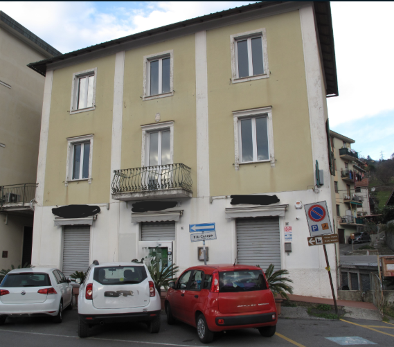 Magazzino da ristrutturare in via fratelli canepa 48a, Serra Ricc�