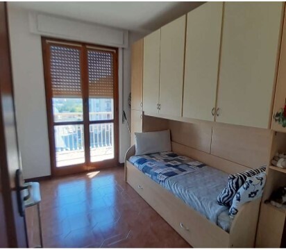 Appartamento con terrazzo in via francesco crispi 3, Novi Ligure