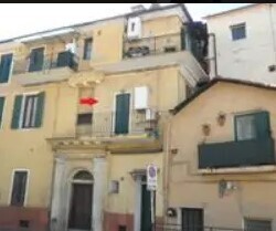 Trilocale in vendita in via giacomo agnesi 98, Imperia